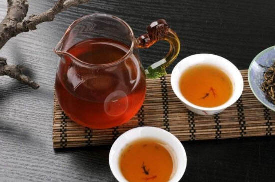 女人喝红茶还是乌龙茶