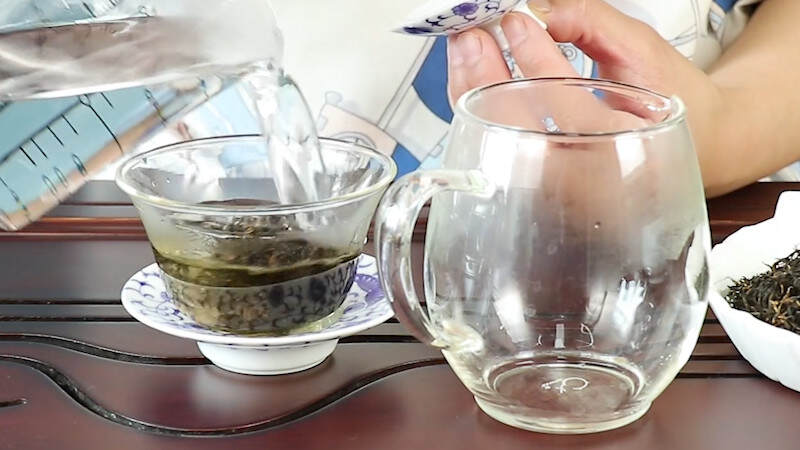 乌龙茶和红茶能一起泡吗？