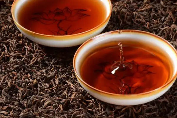 红茶和绿茶的区别_红茶和绿茶的原料一样吗