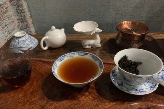 四季喝茶选择口诀表_春夏秋冬季喝茶的讲究