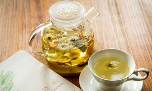 饮茶文化分享：品味茶中的淡泊空灵