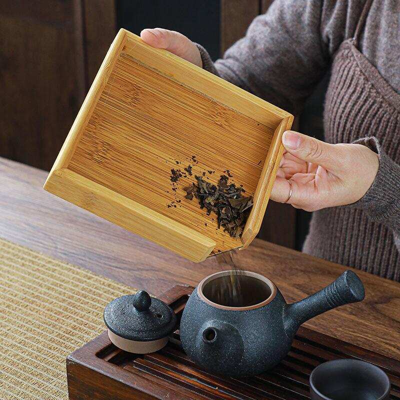 如果你也喜欢喝茶，茶桌不妨备上这4种茶道配件，喝茶品茗更专业
