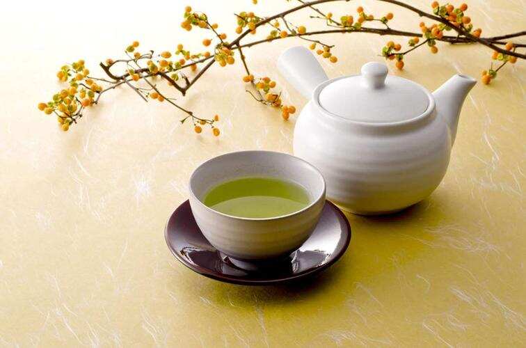 饮茶有度，一天喝多少茶更健康？茶水能完全代替水吗？答案来了