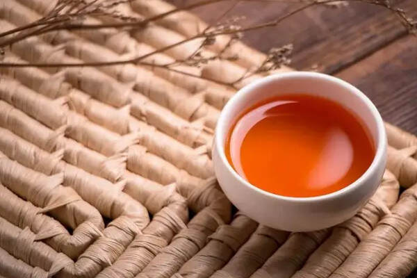 普洱茶适合什么季节喝，普洱茶适合什么人群喝