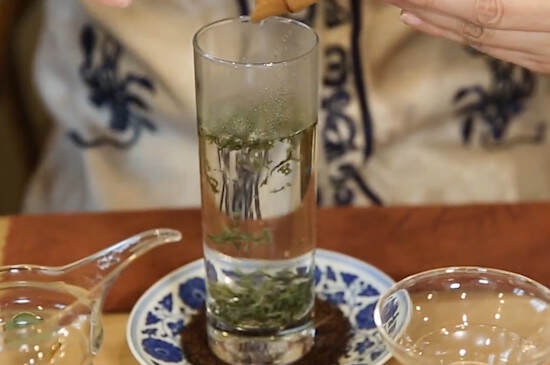 中国十大名茶中采用果茶间作种植方式的是什么