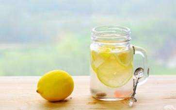 蜂蜜柠檬茶有什么功效 蜂蜜柠檬茶的功效和作用