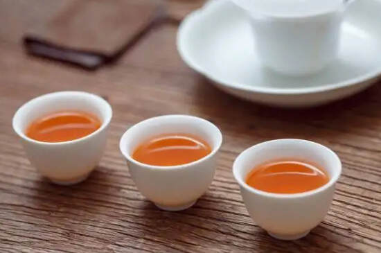 红茶用多少温度烘培？