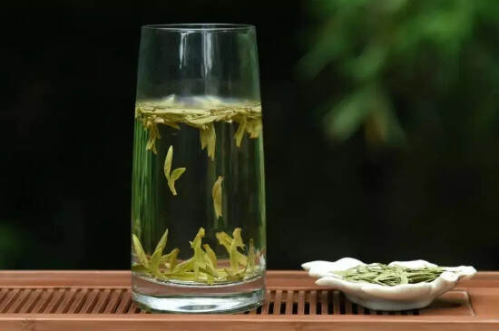 龙井茶是什么形状