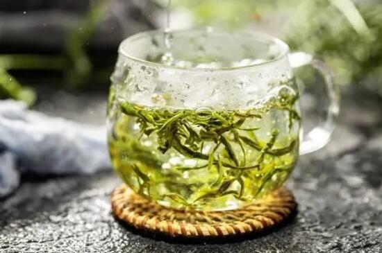 绿茶能养好一个紫砂壶吗