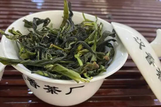 青茶与绿茶的区别在哪里