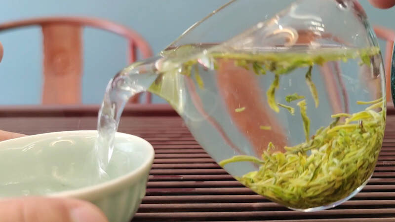 中国十大名茶中采用果茶间作种植方式的是什么