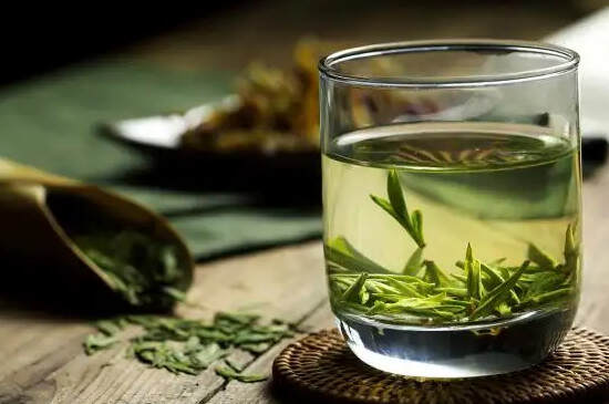 绿茶可以用常温水泡吗