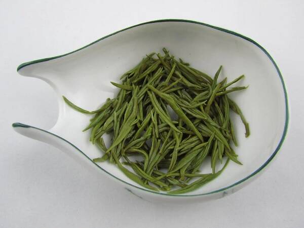 宝顶绿茶怎样采摘制作？宝顶绿茶的采摘与制作