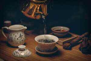 茶汤颜色是判断茶叶好坏的标准吗？从茶汤的颜色能看出来什么