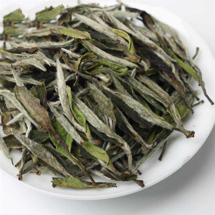 白毫银针是绿茶还是白茶？绿茶与白茶工艺的区别介绍