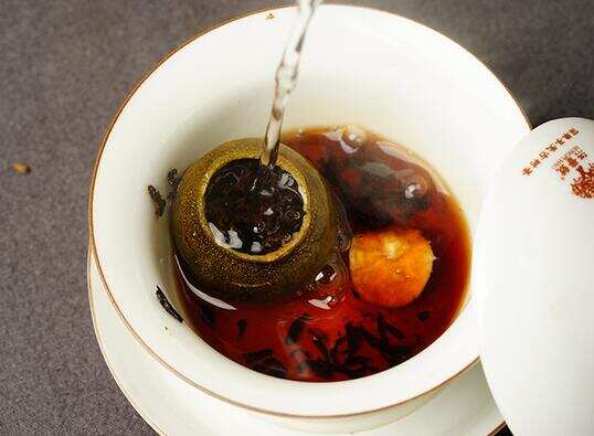 怎样鉴别小青柑柑普茶是烘干还是生晒的？