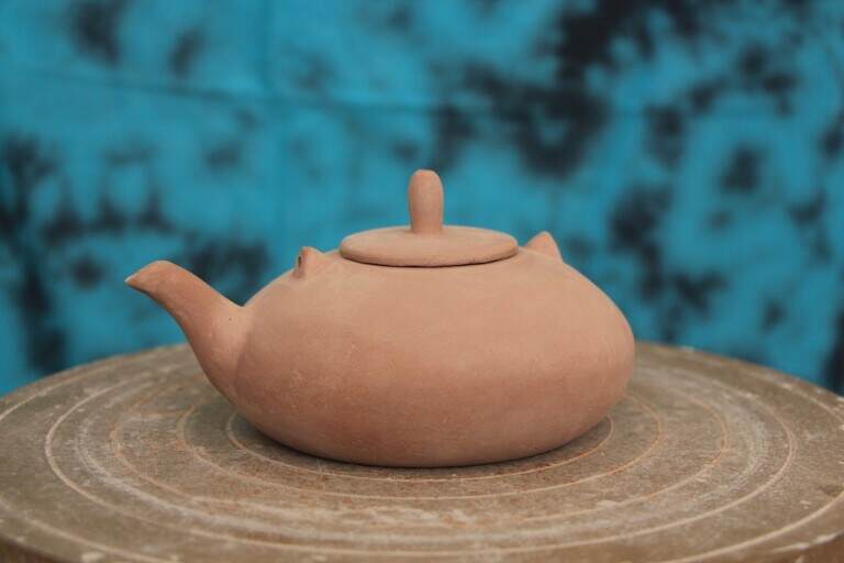 瓷茶壶如何开壶？3种常见茶器开壶与养护方法