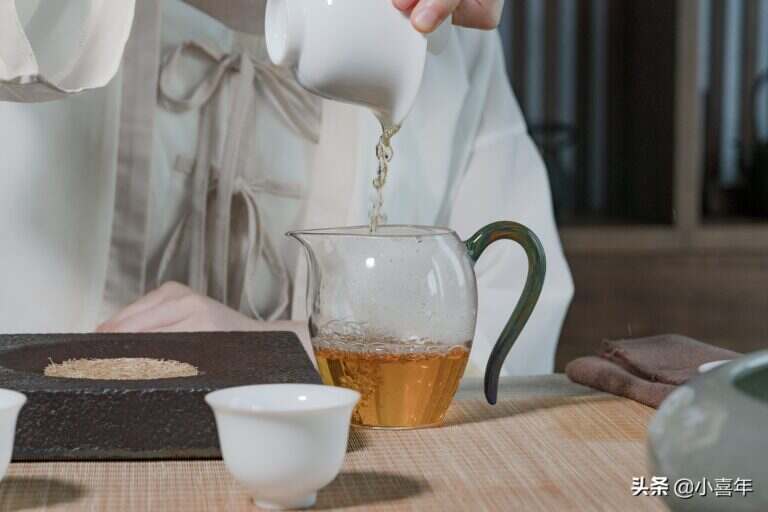 青茶属于什么茶（青茶品质特征与茶叶品种）