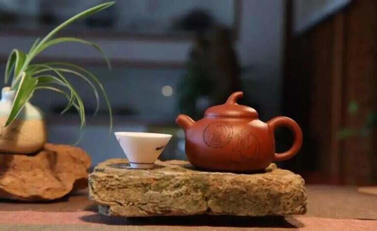 不同材质的茶具适合泡什么茶（茶具材质分类代表与适用茶介绍）