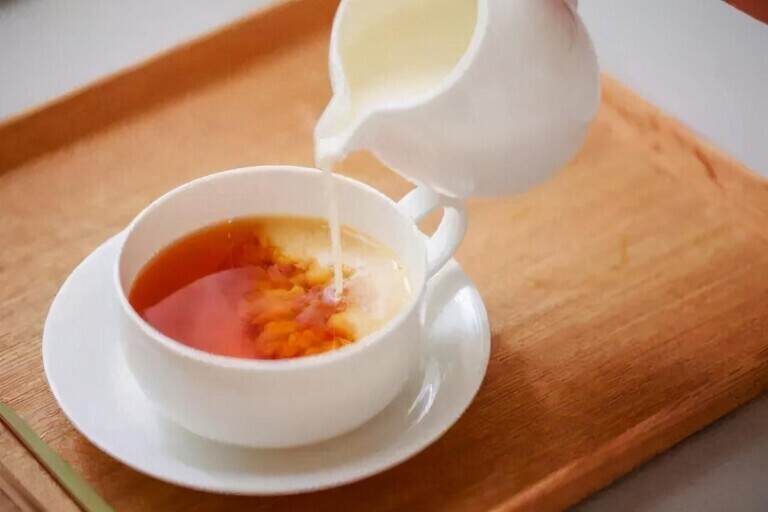 奶茶奶绿是什么意思？红茶做的奶茶为什么不叫奶红