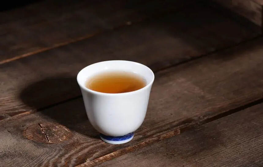 五六年的茶叶还能喝吗？什么茶适合长期存放
