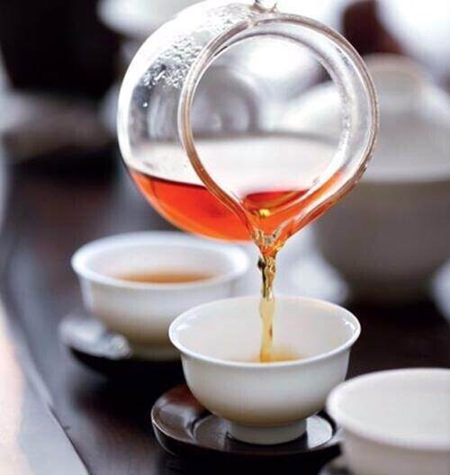 红茶适合春夏时节喝吗？红茶的最佳饮用季节
