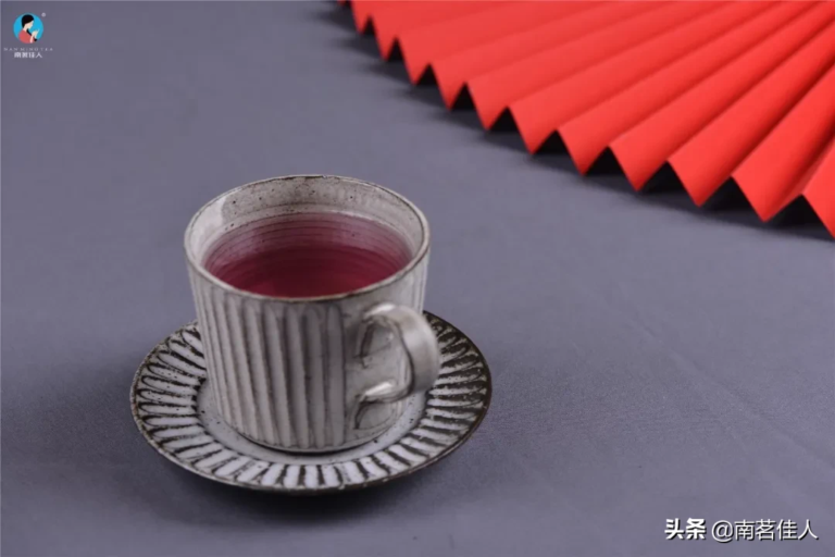 什么是茶膏怎么用的（茶精粹与茶膏的区别）