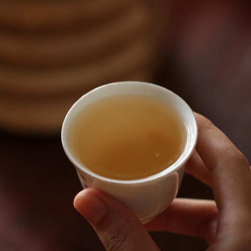 秋冬季节存茶，如何让普洱茶越陈越香？第2点就很重要