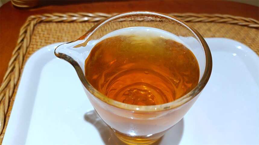 为什么一些茶商卖茶不开样茶？你会买茶样试喝吗？
