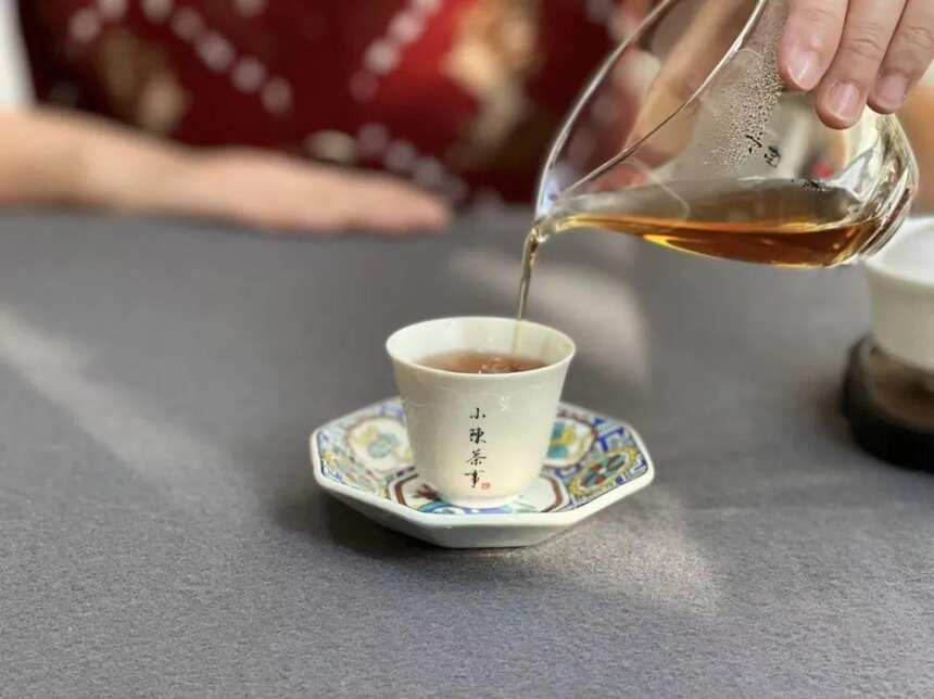 口感润、解茶瘾、不上火，这些围绕陈年岩茶的评价，是不是真的？