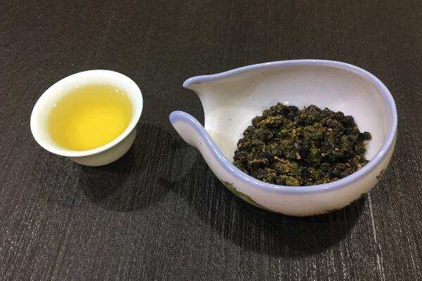 乌龙茶可以做奶茶吗_乌龙茶保质期是多久