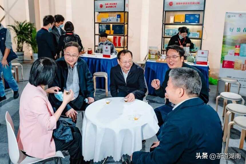 湖南省茶业集团组织参加第二届潇湘茶文化节