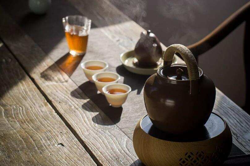 茶语丨于忙碌中，用一杯茶感受生活
