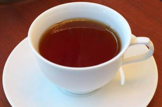 50岁女性喝红茶好（还是绿茶好