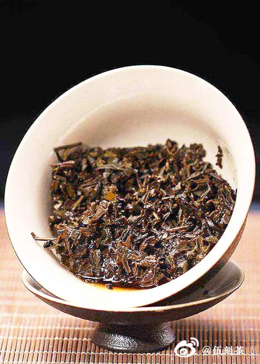 伍刻茶｜第七期——沸沸扬扬的黑茶类
