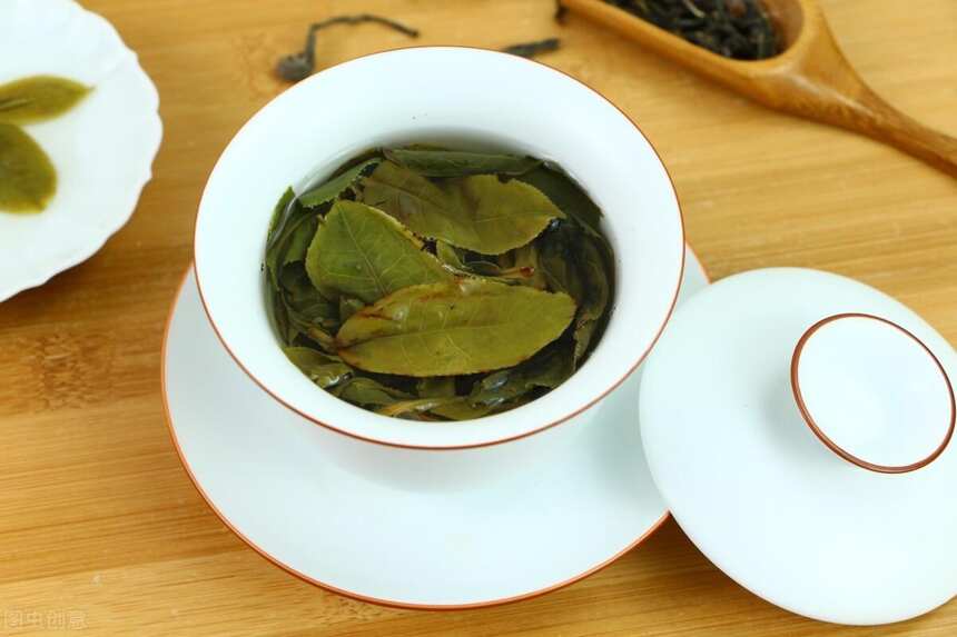品普洱茶时，茶汤的浓淡该如何控制？