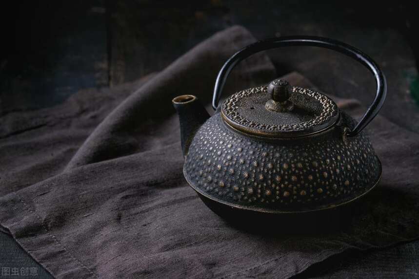 铁壶，泡茶会更好喝吗？