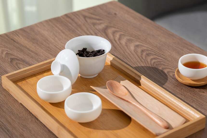 岩茶看武夷，记住这3个乌龙茶品牌，百元也能享受高香天价贡茶