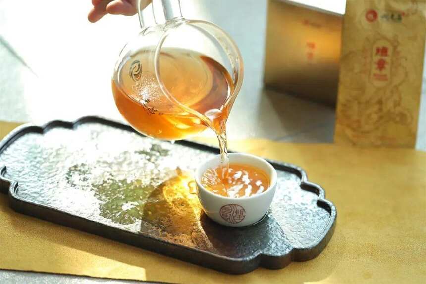 解惑茶铺，中茶值得入手吗？