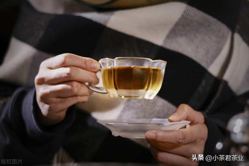 为什么会喝茶的人特别有气质