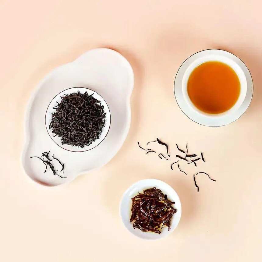 从春茶到秋茶，不同节气分别采摘什么茶？