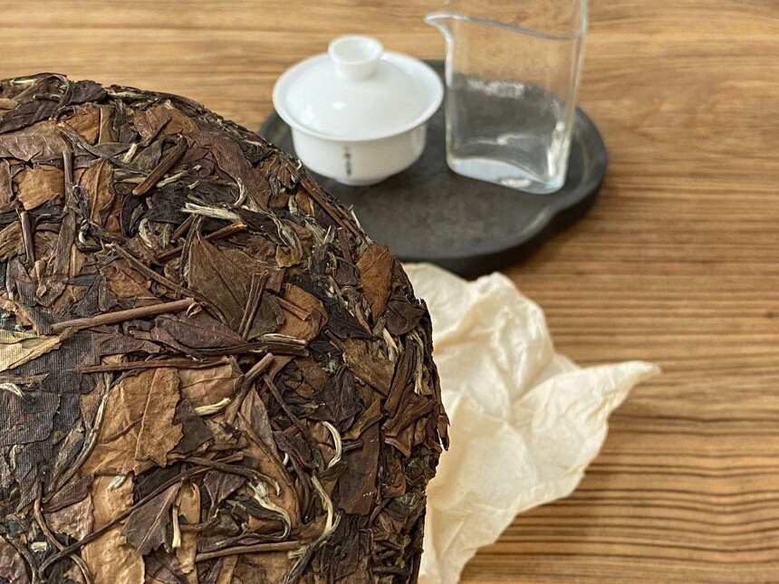 咖啡色的“白茶”，还算是白茶吗？究竟是谁在“抹黑”白茶工艺？
