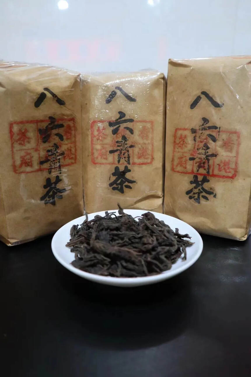 香港陈记茶府八六陈年青茶每包约160克左右#发现深圳
