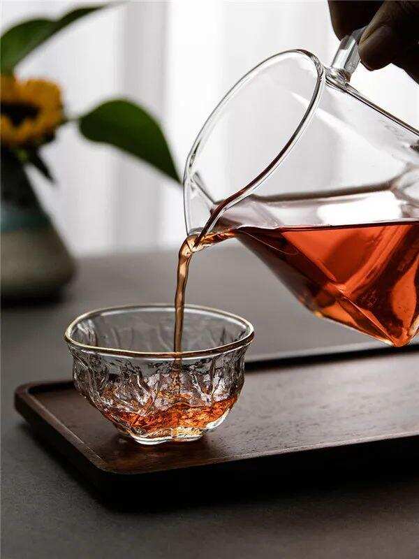 滇红茶好，还是晒红茶好？