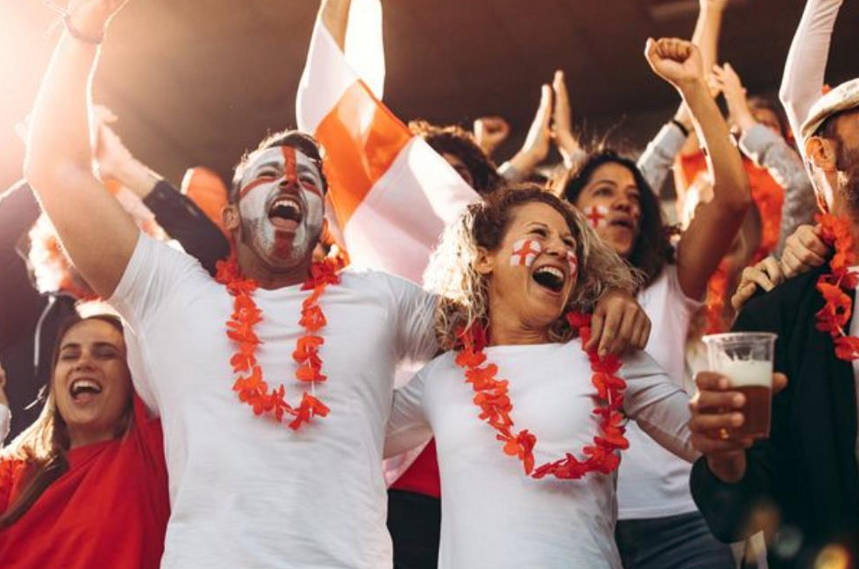 卡塔尔“反悔”，发布世界杯“禁酒令”，球迷如何庆祝？