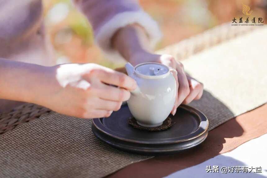 大雪茶席｜冬日暖阳里的茶汤，甜润而温暖