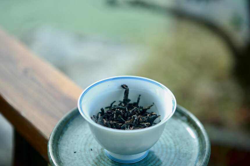 陈年武夷岩茶，陈岩茶，老岩茶，都是啥？怎么区分