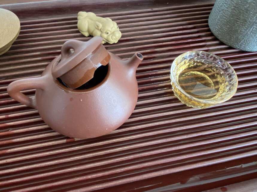 茶酒交织——紫砂壶损伤记