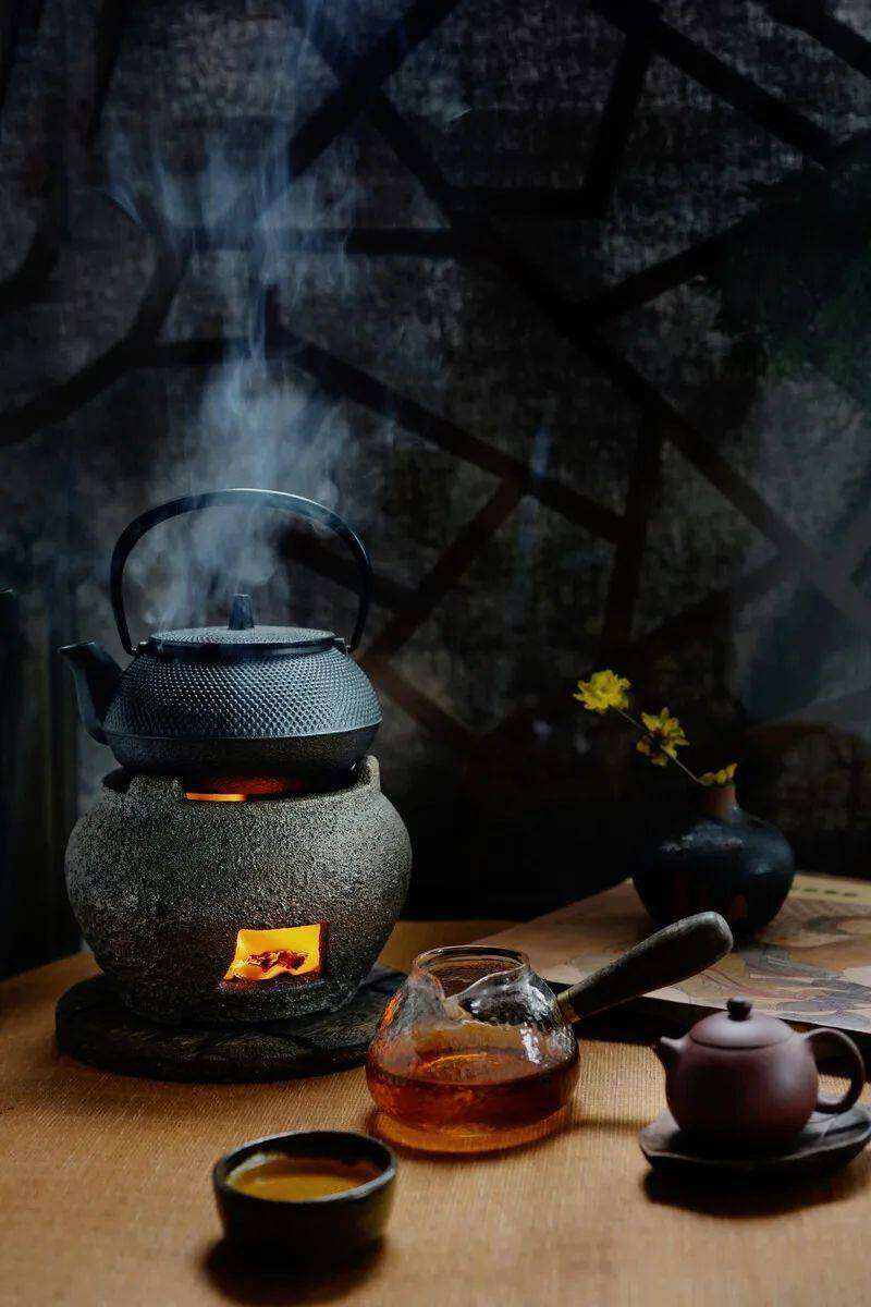 大火的围炉煮茶，到底煮的是什么？