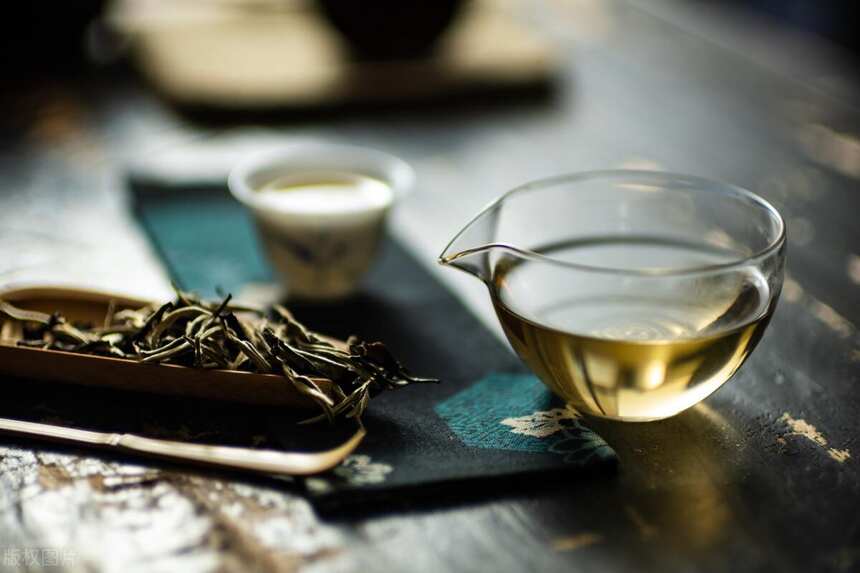 普洱茶的“茶气”是什么？就算是喝了30年的老茶人，恐怕也说不来